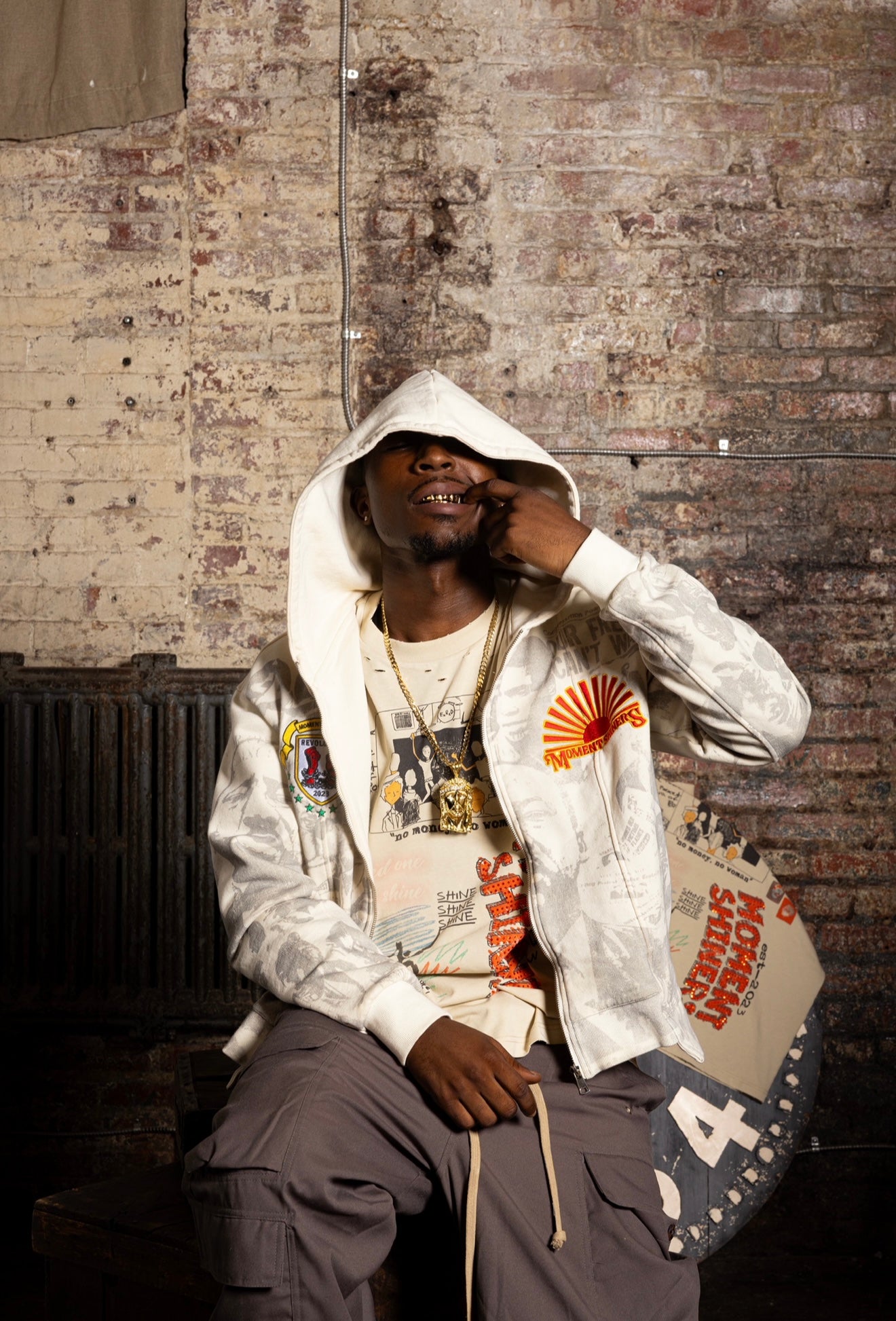 "MOMENT OF REVOLUTION" HOODIE